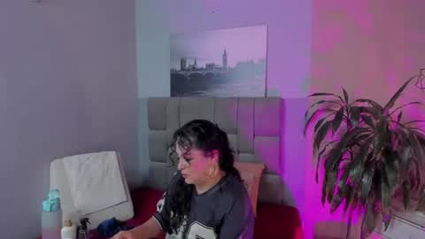 Snapshot of hanny_bliss chatting on July 2026 11:47:01 AM Hanny online show from July 2026 11:47:01 AM