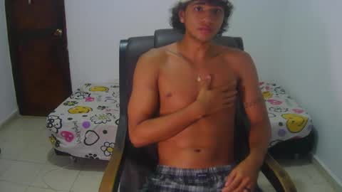Snapshot of hansel_take chatting on June 2026 04:56:02 PM hansel_take online show from June 2026 04:56:02 PM