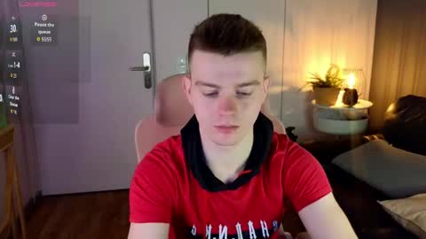 happydeimos online show from April 2026 10:30:02 PM