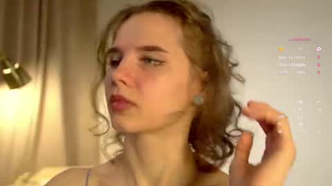 Evy  online show from June 2026 09:35:01 PM