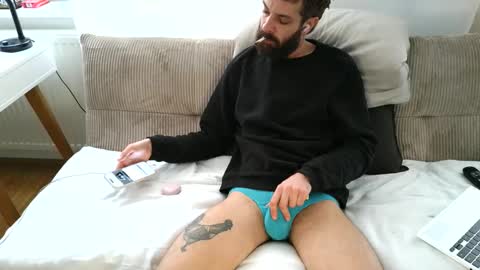 Chris online show from April 2026 06:22:01 AM