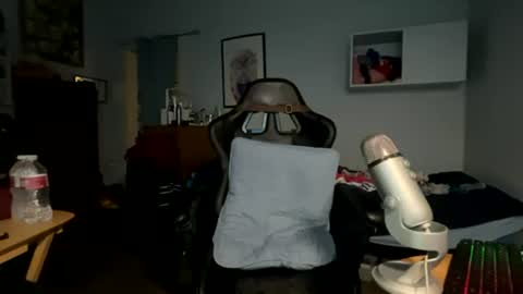 Snapshot of harddmikee chatting on July 2026 08:24:01 PM harddmikee online show from July 2026 08:24:01 PM