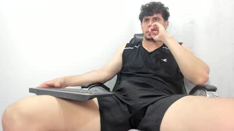 Snapshot of harrydaviss chatting on November 2025 05:56:01 PM alpha online show from November 2025 05:56:01 PM