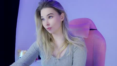 Anna online show from April 2026 09:04:01 AM