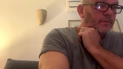 Snapshot of hawks2113 chatting on January 2025 11:48:01 AM hawks2113 online show from January 2025 11:48:01 AM