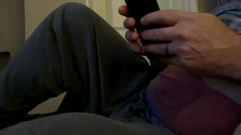 Snapshot of hawks2113 chatting on January 2025 08:36:02 PM hawks2113 online show from January 2025 08:36:02 PM