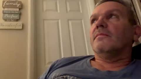 Snapshot of hawks2113 chatting on January 2025 11:29:01 PM hawks2113 online show from January 2025 11:29:01 PM