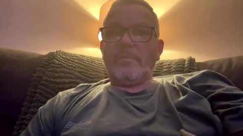 Snapshot of hawks2113 chatting on April 2026 11:24:01 PM hawks2113 online show from April 2026 11:24:01 PM