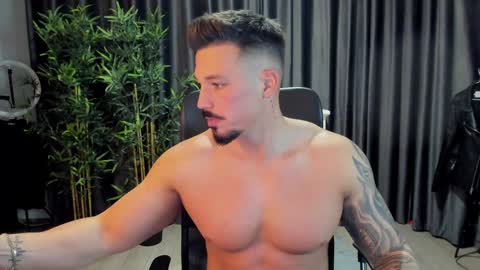 Snapshot of haydenspears chatting on January 2025 03:44:01 PM HaydenSpears online show from January 2025 03:44:01 PM