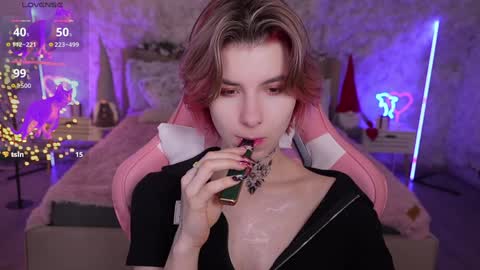 haylaamber online show from December 2024 10:23:02 AM