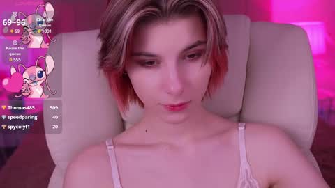 haylaamber online show from February 2025 01:16:01 PM