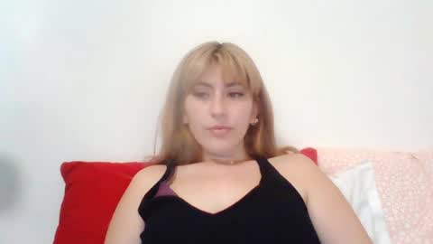 Snapshot of hazalpink chatting on June 2026 10:29:02 PM hazalpink online show from June 2026 10:29:02 PM