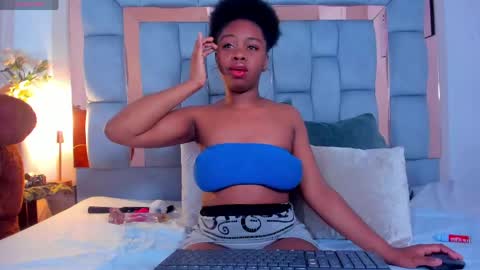 hazel_lanee online show from June 2026 05:36:02 AM