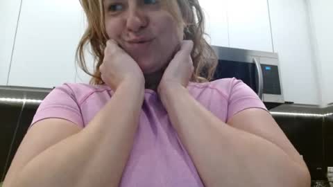 Hazel online show from August 2026 03:33:01 PM