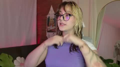 Hazel Brown online show from April 2026 01:00:01 AM