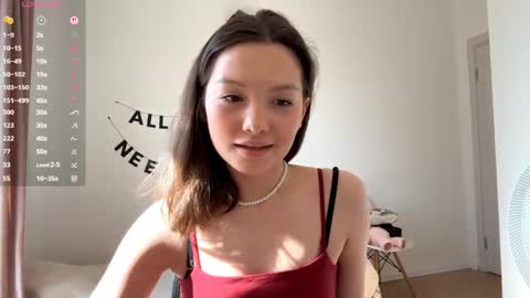 Snapshot of hazelhartshorn chatting on June 2026 01:15:01 PM Kira online show from June 2026 01:15:01 PM