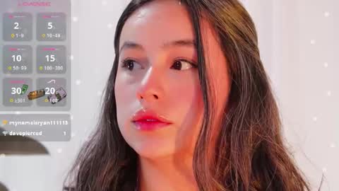 Snapshot of hearmymoans_18 chatting on December 2025 10:59:02 PM hearmymoans_18 online show from December 2025 10:59:02 PM