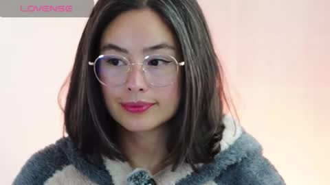 Snapshot of hearmymoans_18 chatting on February 2026 09:41:01 PM hearmymoans_18 online show from February 2026 09:41:01 PM