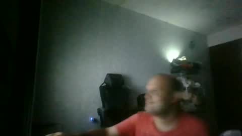 Snapshot of heavy_rebellxc chatting on June 2026 06:33:02 AM Heavy Rebell online show from June 2026 06:33:02 AM