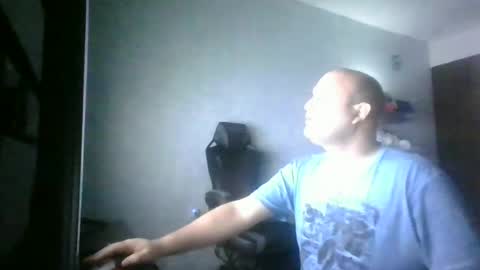Snapshot of heavy_rebellxc chatting on June 2026 04:03:01 AM Heavy Rebell online show from June 2026 04:03:01 AM