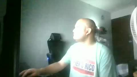 Snapshot of heavy_rebellxc chatting on July 2026 07:23:02 AM Heavy Rebell online show from July 2026 07:23:02 AM