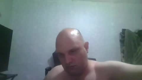 Snapshot of heavy_rebellxc chatting on July 2026 07:35:01 AM Heavy Rebell online show from July 2026 07:35:01 AM