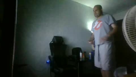Snapshot of heavy_rebellxc chatting on July 2026 04:47:02 AM Heavy Rebell online show from July 2026 04:47:02 AM