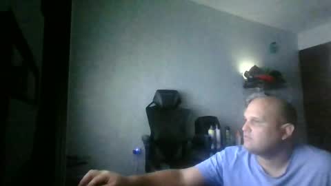 Snapshot of heavy_rebellxc chatting on July 2026 04:50:02 AM Heavy Rebell online show from July 2026 04:50:02 AM