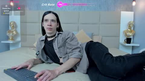 Keira Hecate online show from April 2026 07:20:02 PM