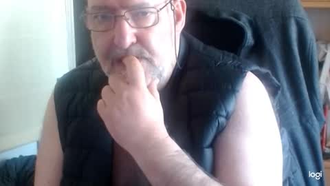 Hechizo online show from April 2026 03:11:01 PM