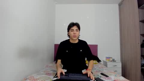 heellboy_ online show from February 2026 06:17:01 PM