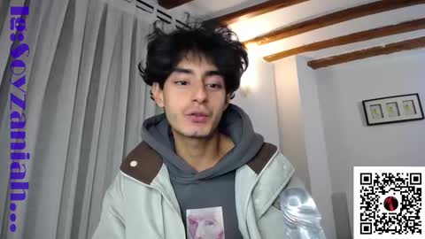 hefestion_ online show from November 2025 09:13:02 PM