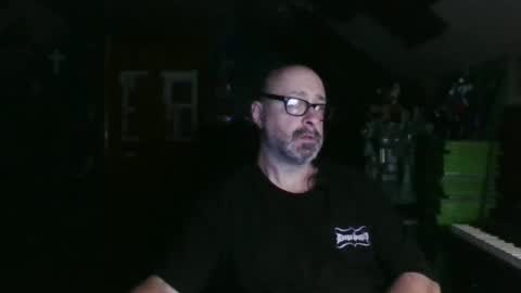 Snapshot of heguy46 chatting on June 2026 07:06:01 AM heguy46 online show from June 2026 07:06:01 AM