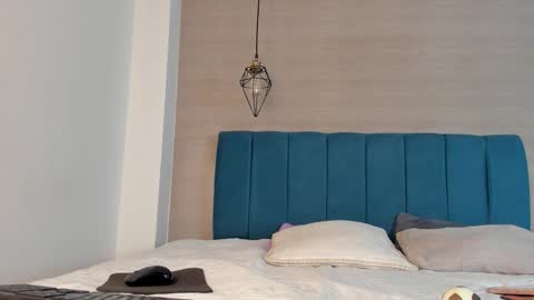 heidi_feuer online show from October 2025 12:16:01 PM