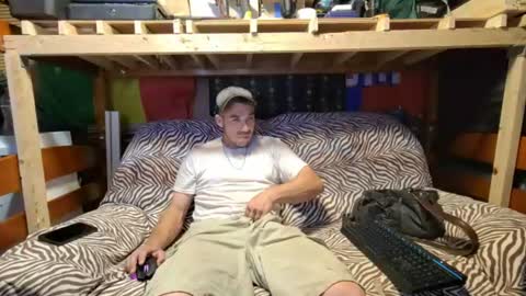 xxScubaStevexx online show from July 2026 04:16:01 AM