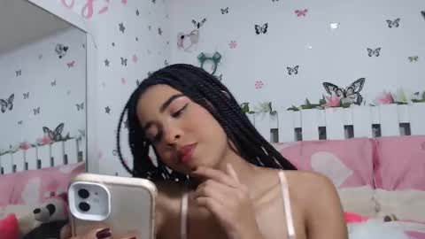 hella online show from December 2025 05:03:02 AM