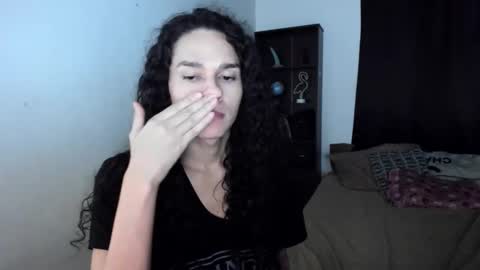 Snapshot of helena_spellman chatting on March 2026 04:09:01 AM helena_spellman online show from March 2026 04:09:01 AM