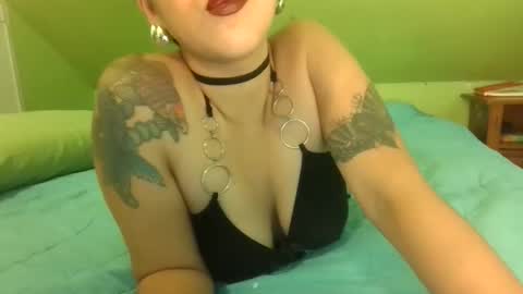 helenacarmine online show from April 2026 02:11:02 AM