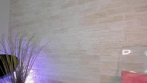 Helen online show from April 2026 04:35:02 AM