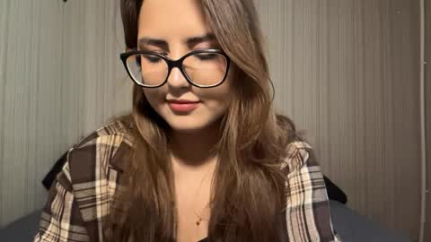 Snapshot of helgadaoud chatting on May 2026 01:39:02 PM Ada online show from May 2026 01:39:02 PM
