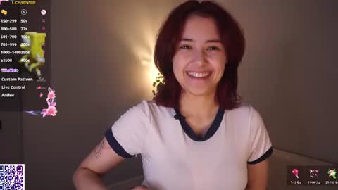Snapshot of helgamartin chatting on July 2026 06:33:01 PM Aurora online show from July 2026 06:33:01 PM