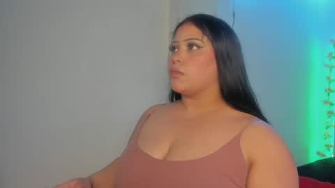 hellen__smith_ online show from April 2026 04:59:02 AM