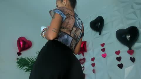 Snapshot of hellen_sky_ chatting on May 2026 07:10:01 PM hellen online show from May 2026 07:10:01 PM