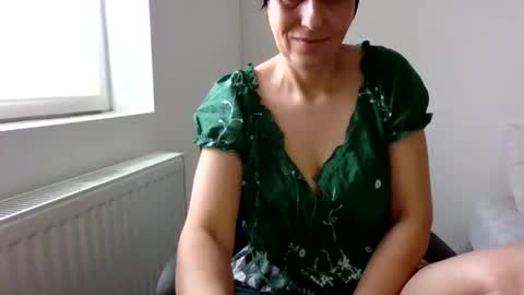 Hellen online show from November 2025 06:47:02 AM