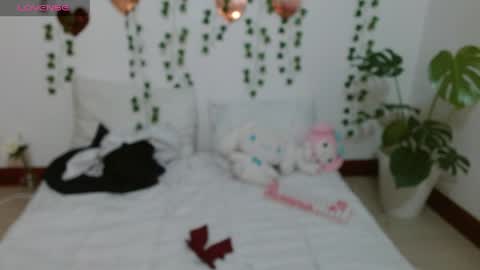 hellokitty_valery1 online show from April 2026 01:15:01 AM