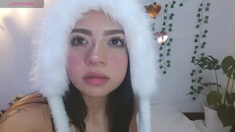 hellokitty_valery1 online show from April 2026 01:06:01 AM