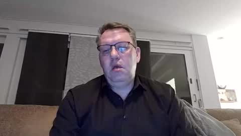 henrikrp1971 online show from January 2026 11:10:01 PM