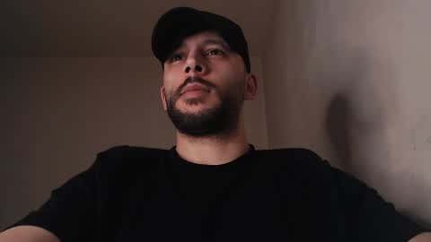 HenryAxe online show from May 2026 11:32:02 PM