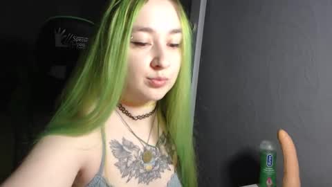 Hentaishiing online show from December 2024 07:25:02 PM