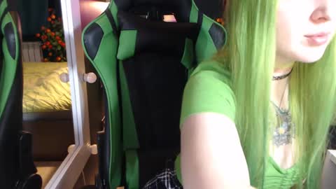 Hentaishiing online show from February 2025 05:12:01 PM